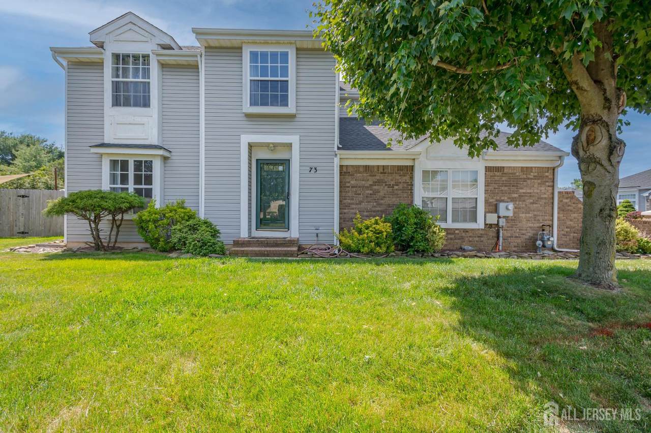 73 Kentucky Way - Photo 1