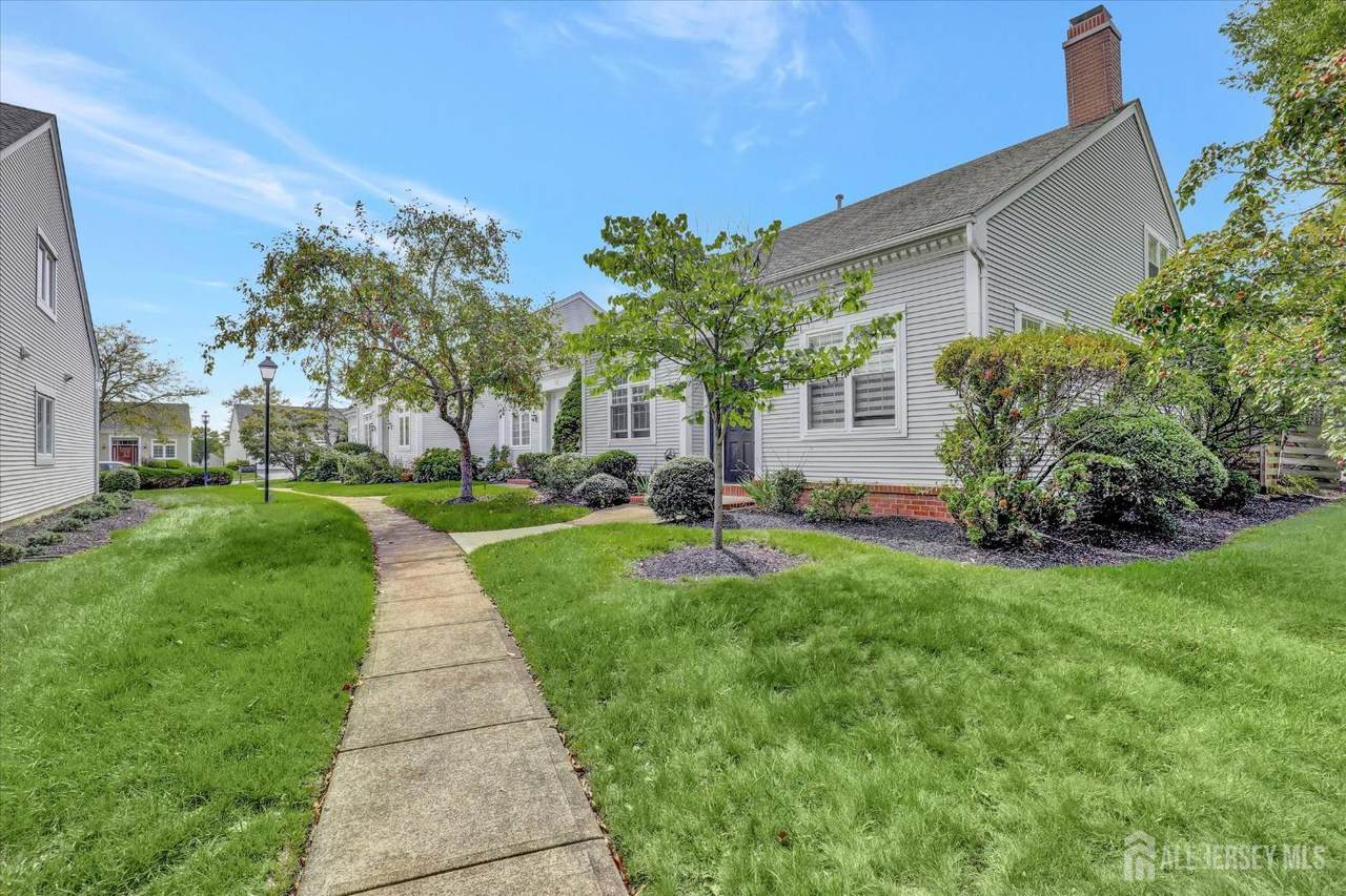 75 Winthrop Road - Photo 1