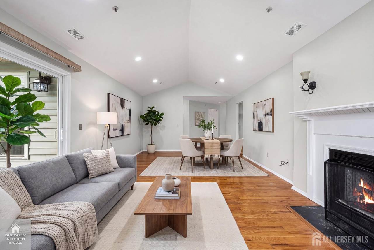 351 Ventnor Court - Photo 1