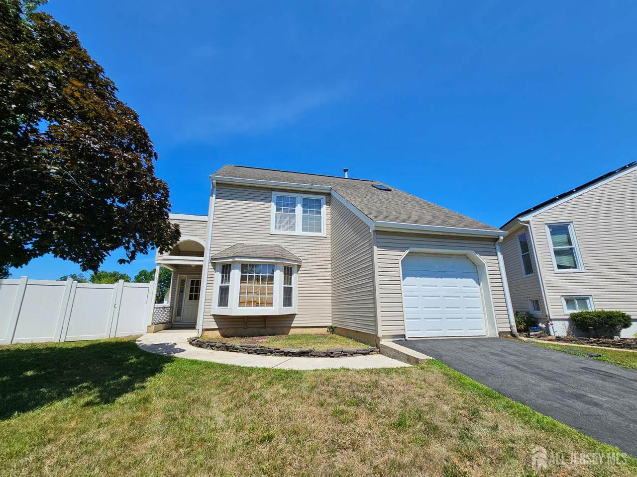 9 Mockingbird Lane - Photo 1