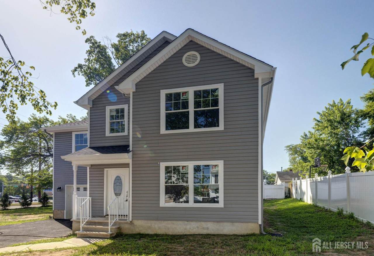 195 Greenwood Drive - Photo 1