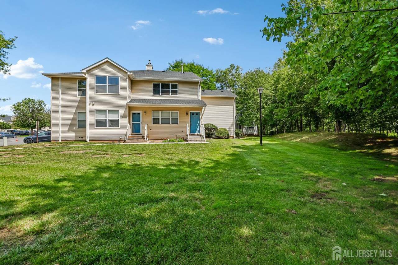 4 Chelsea Drive - Photo 1