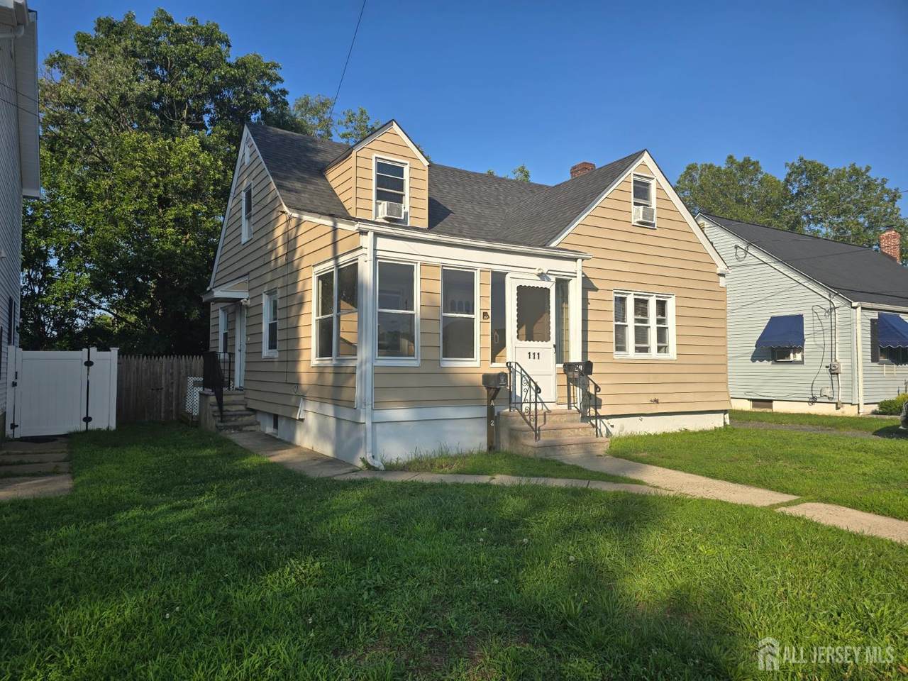 111 Bertram Avenue - Photo 1