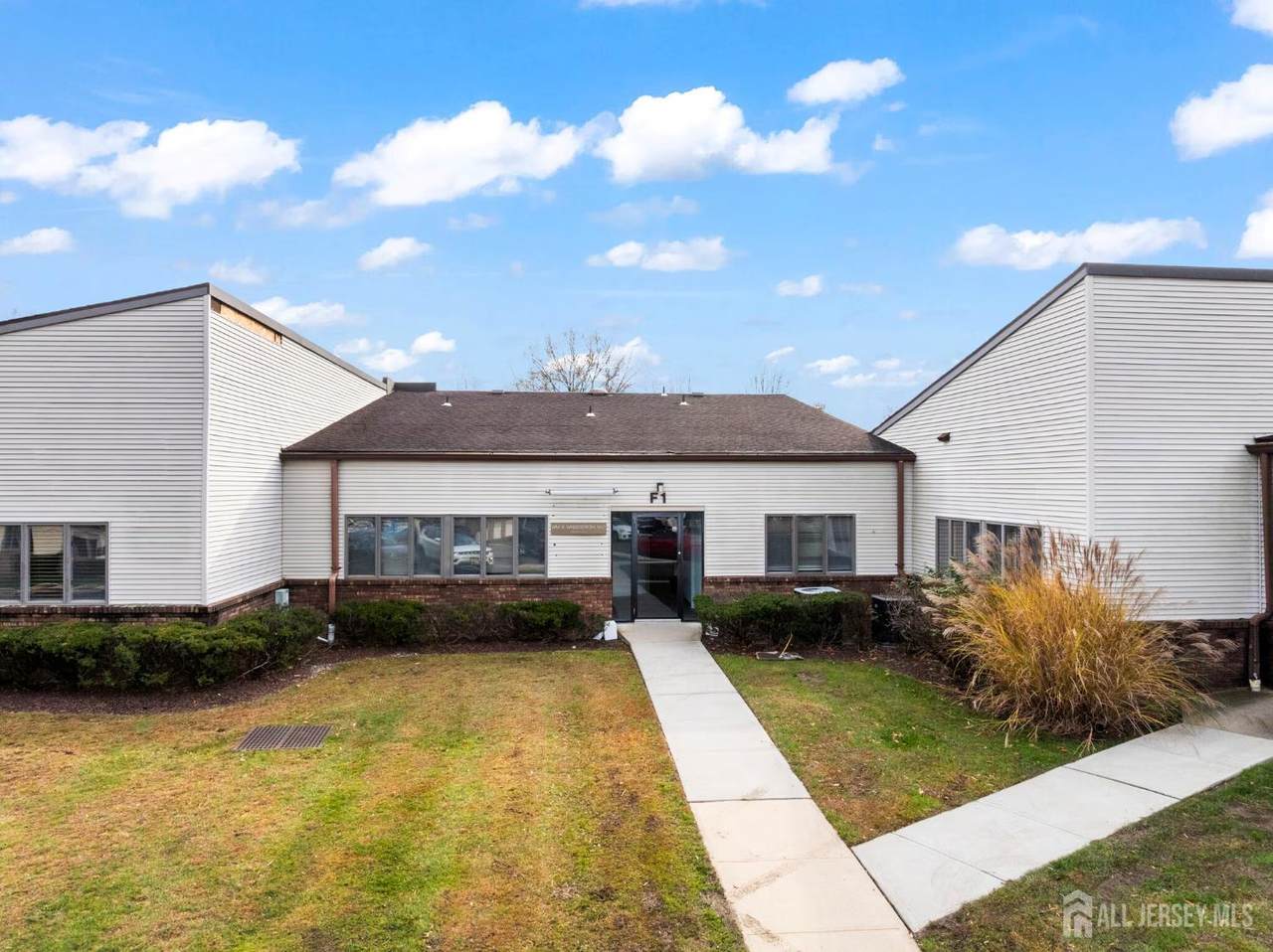 1 Brier Hill Court - Photo 1