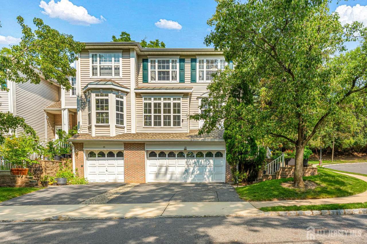 55 Lambiance Court - Photo 1