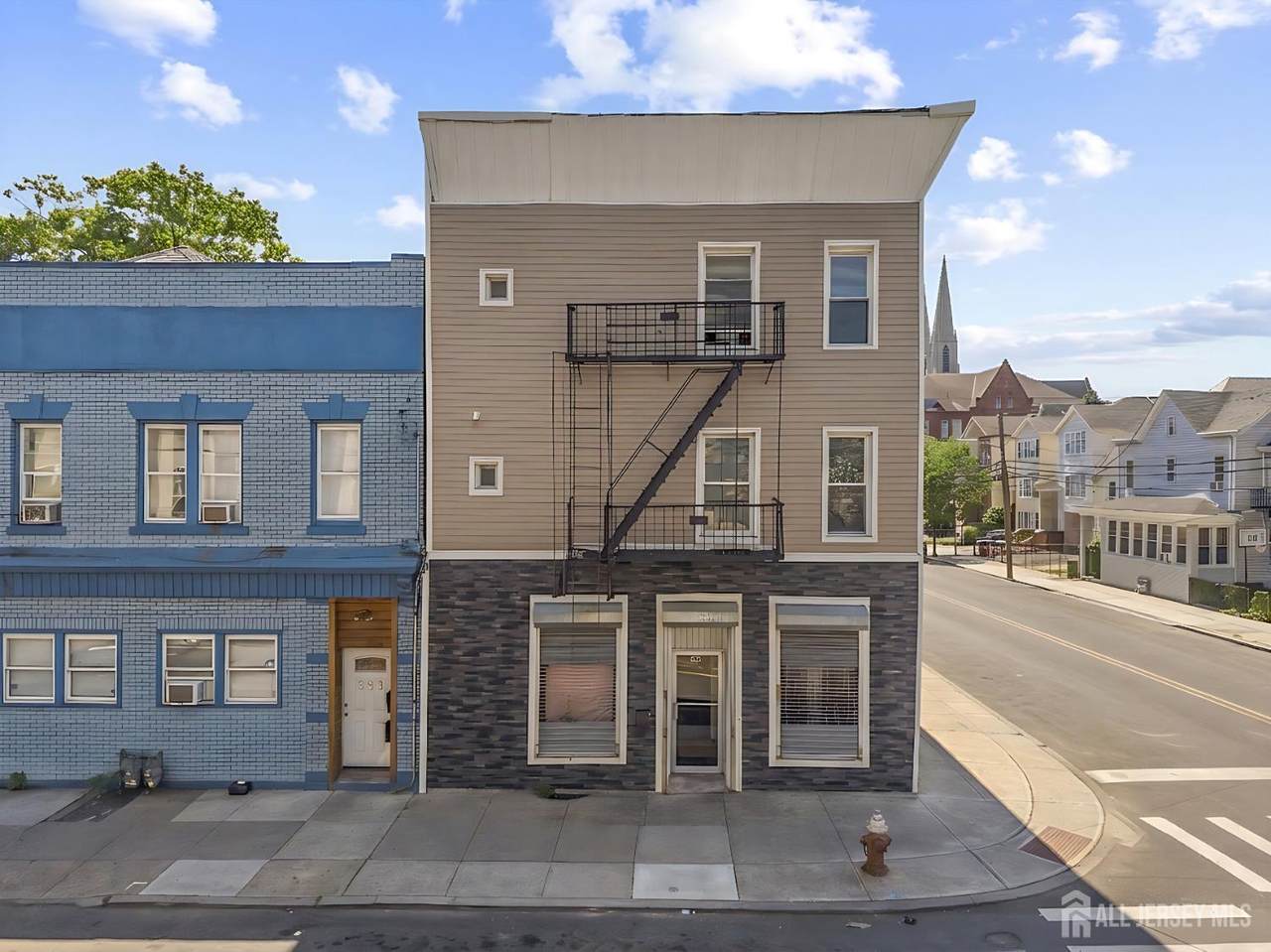 201 3rd Street - Photo 1