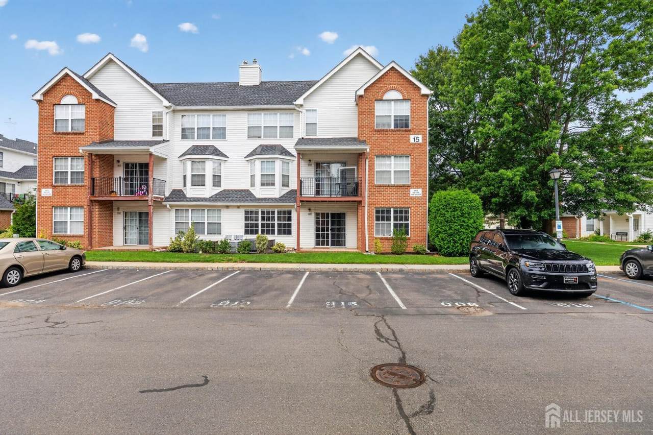 1501 Plymouth Road - Photo 1