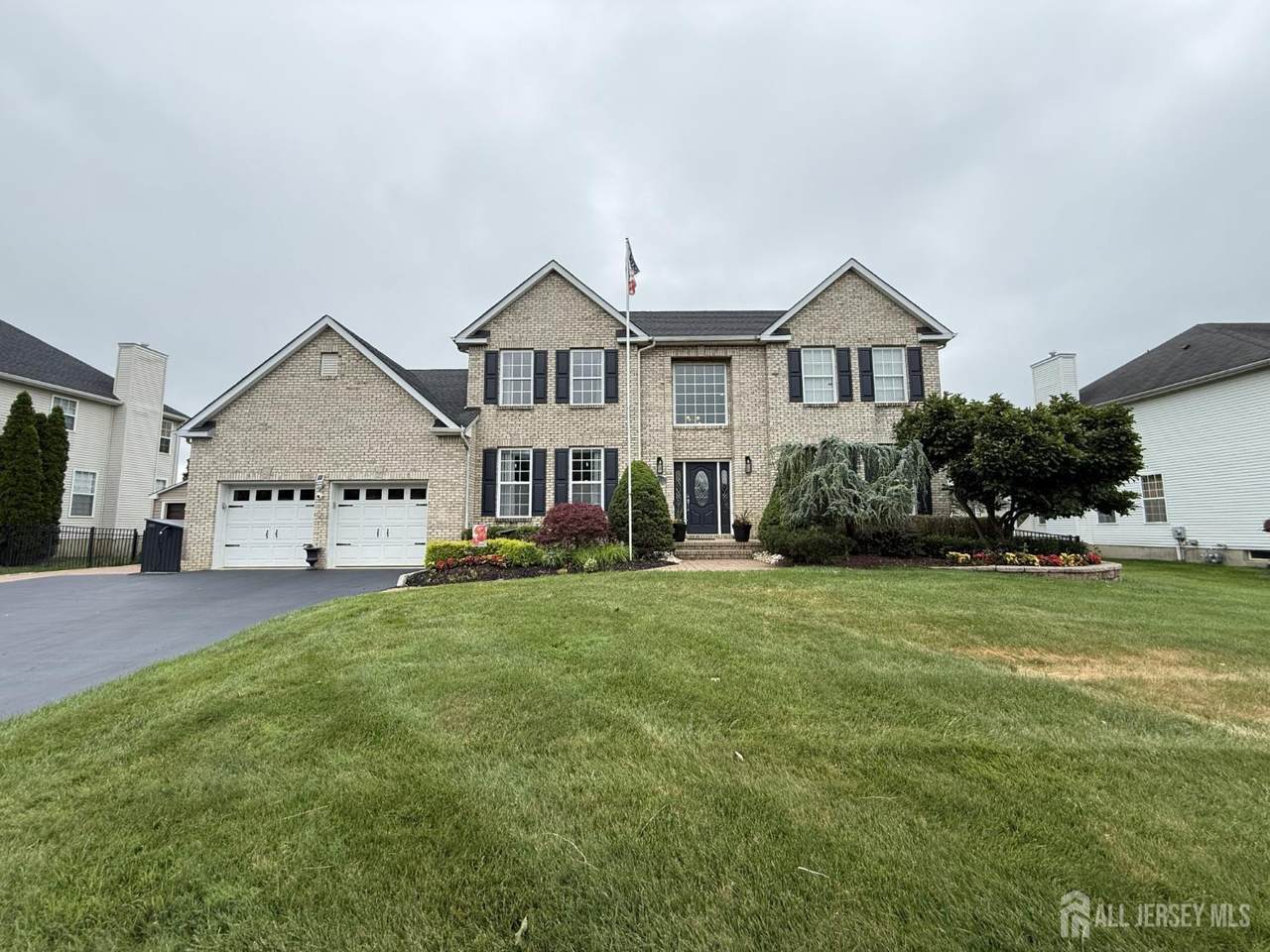 27 Mitchell Drive - Photo 1