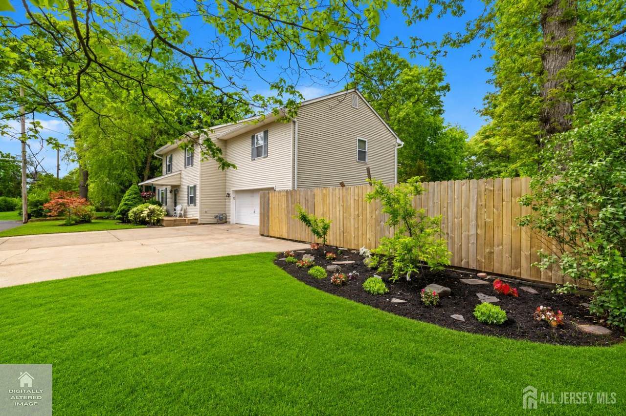 1591 Princeton Avenue - Photo 1