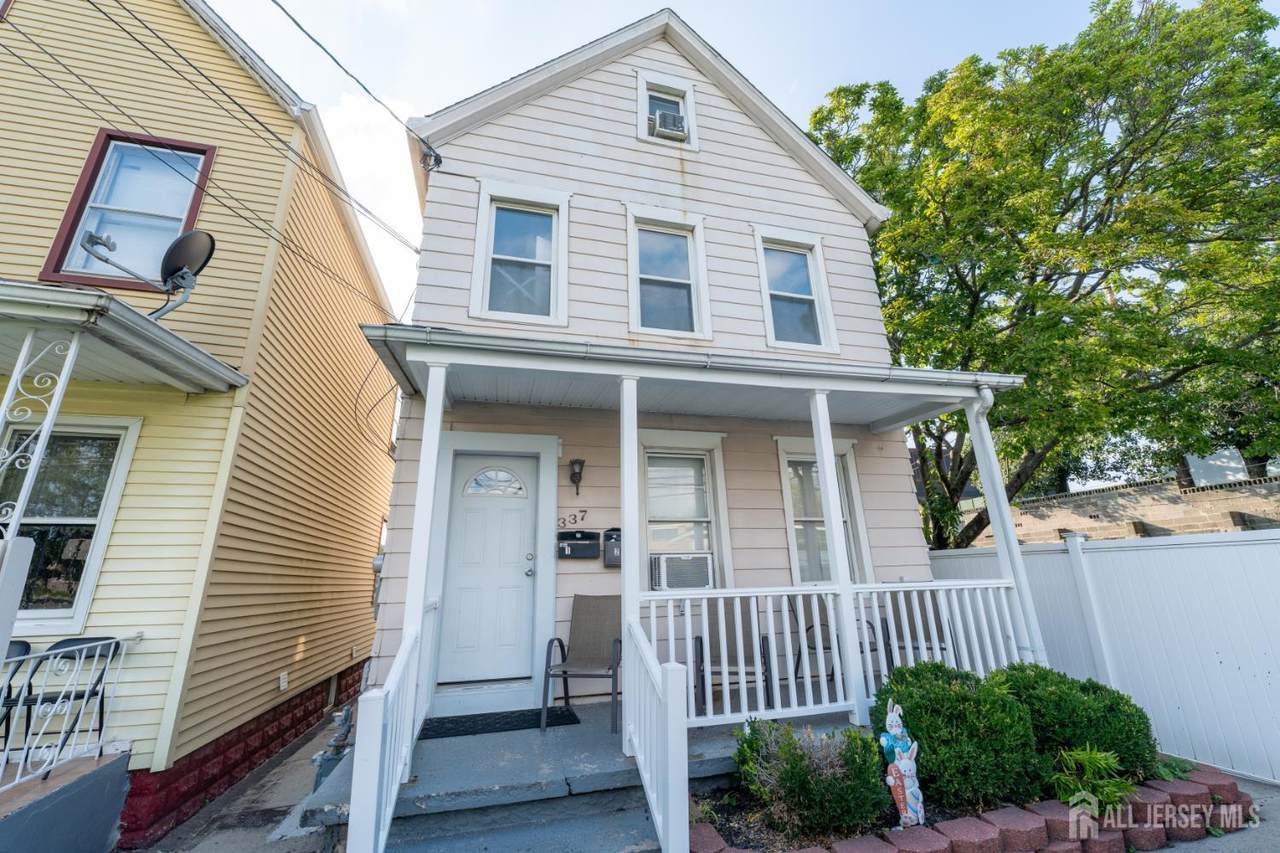 337 Convery Boulevard - Photo 1