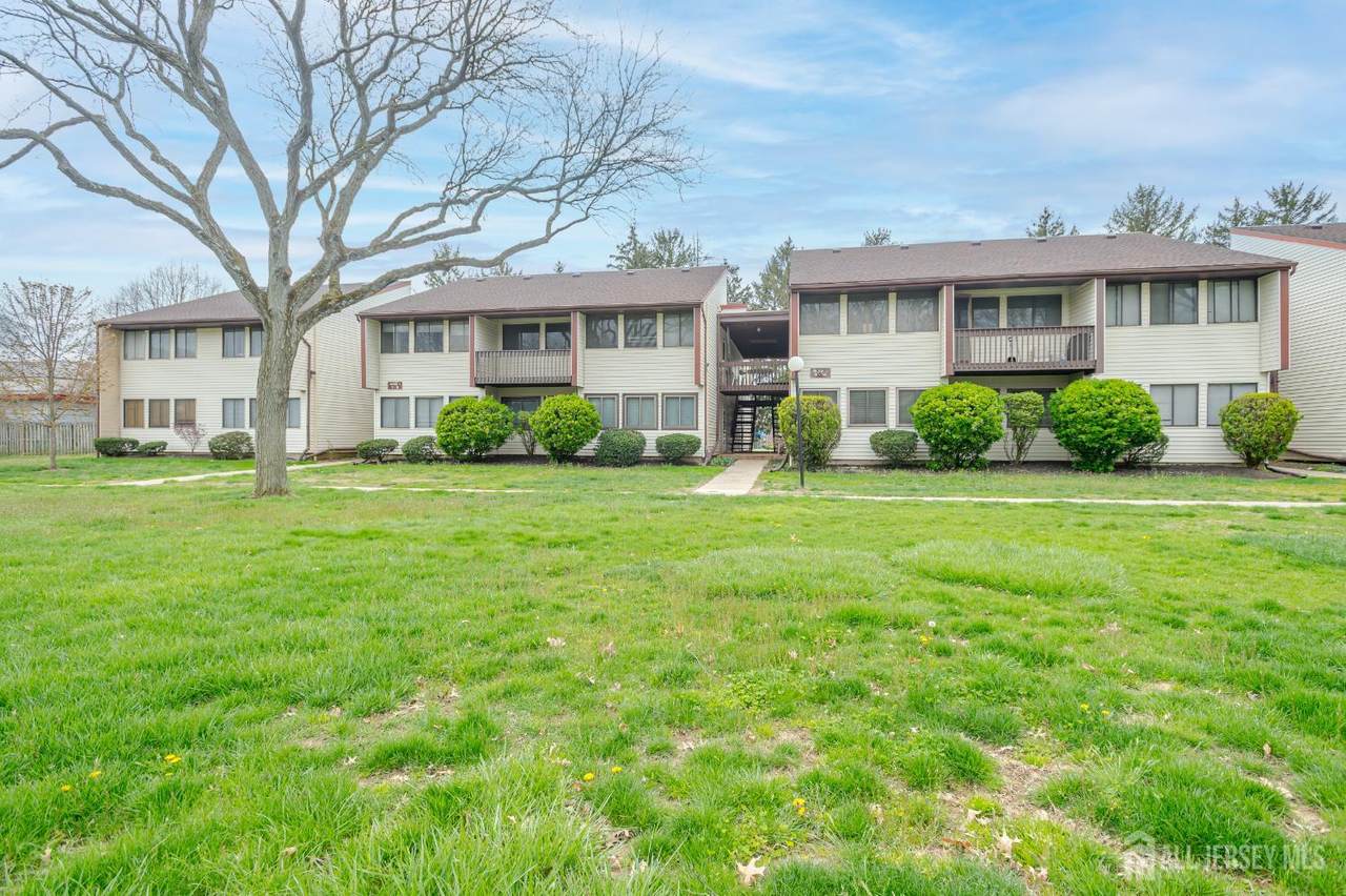 12-J Avon Drive - Photo 1
