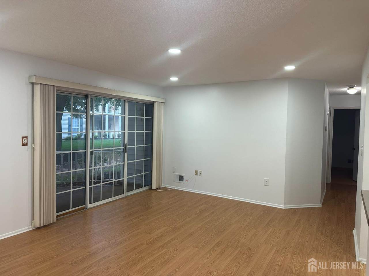 158 Darwin Lane - Photo 1