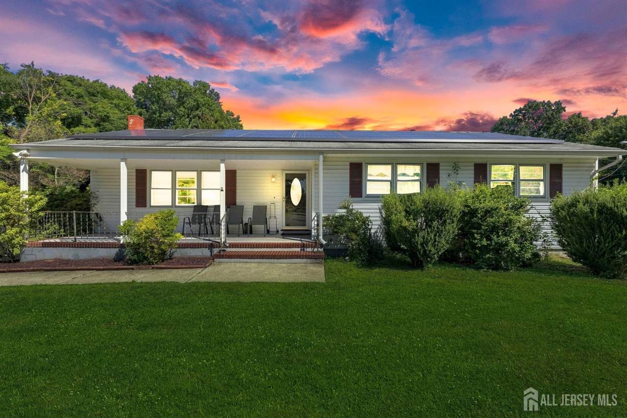 27 Milton Avenue - Photo 1