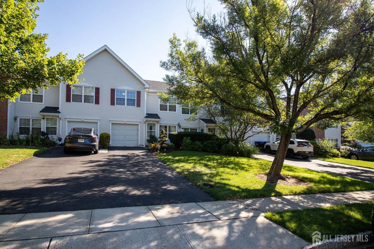 5 Ardmore Place - Photo 1