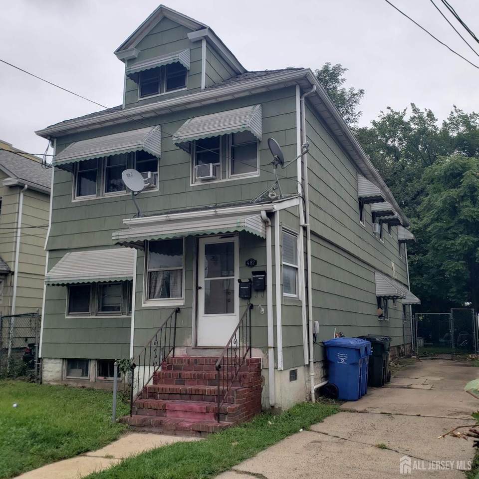 482 Rahway Avenue - Photo 1