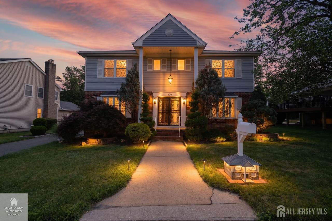 100 Howell Avenue - Photo 1