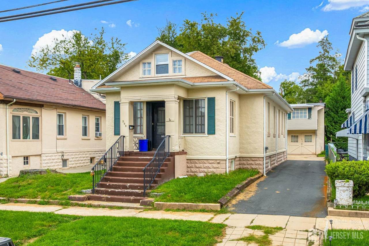 309 2nd Avenue - Photo 1