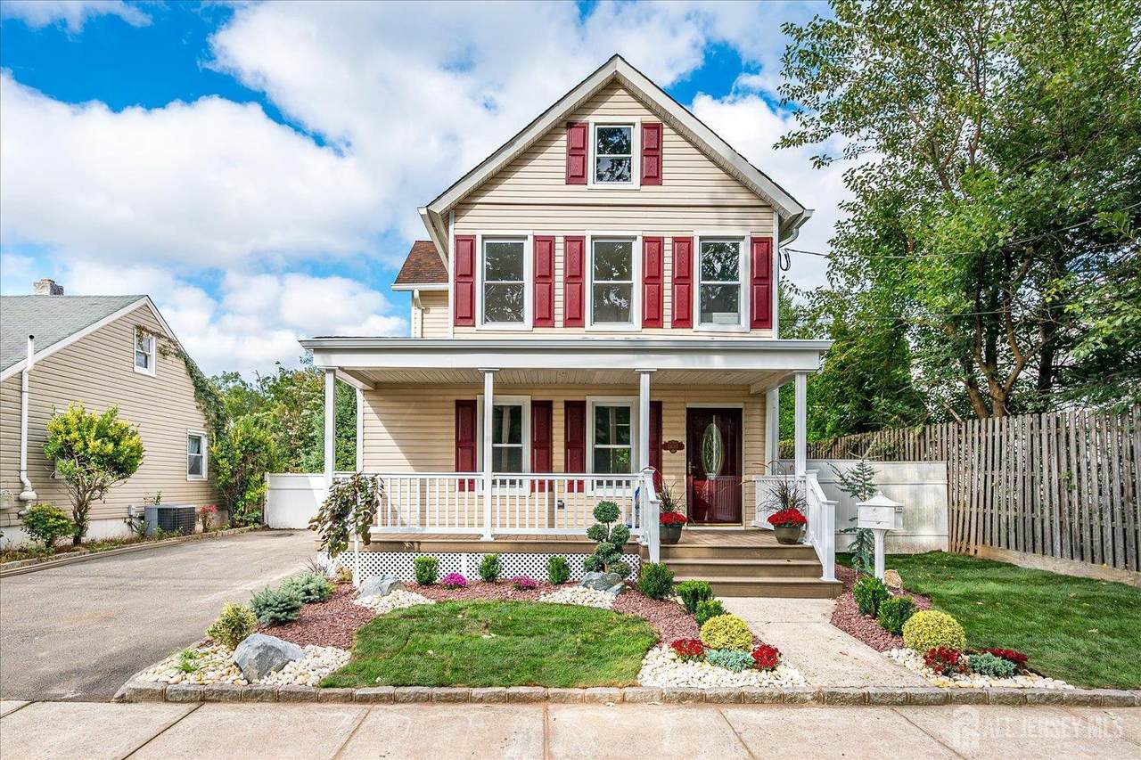 8 Fox Road - Photo 1