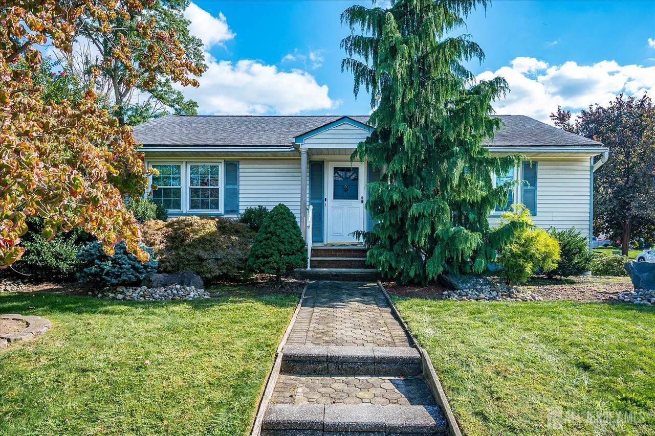 669 Old Post Road - Photo 1
