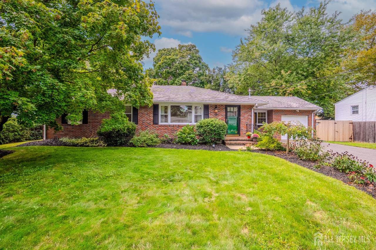 113 Springcrest Drive - Photo 1