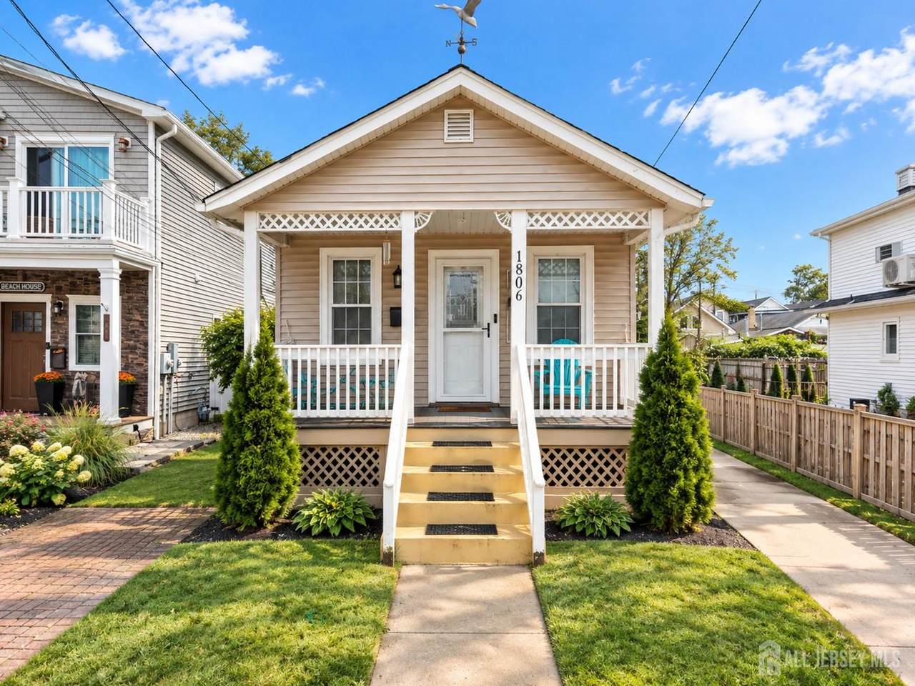 1806 Fernwood Road - Photo 1