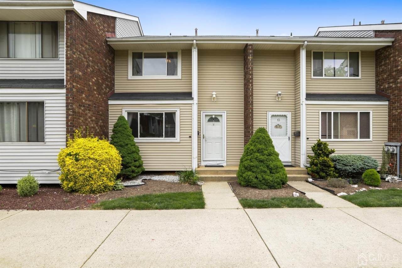 14 Quincy Circle - Photo 1
