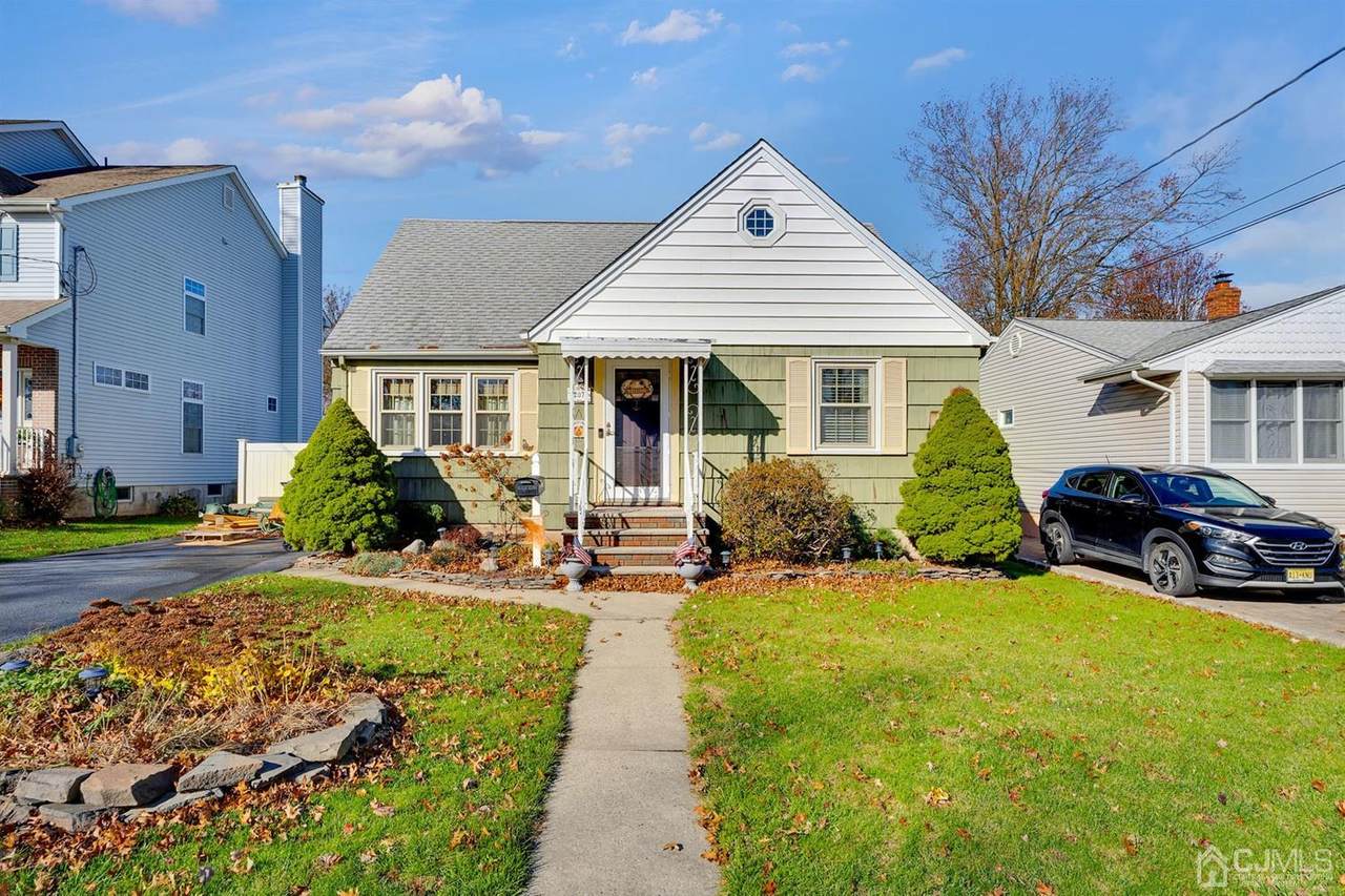 207 Prospect Avenue - Photo 1