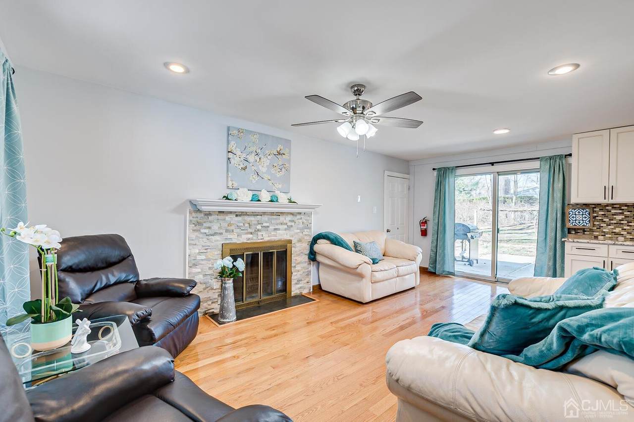 14 Cressida Drive - Photo 1