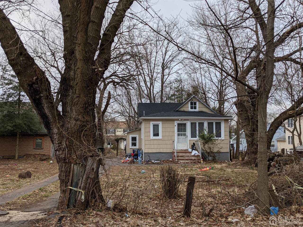 119 Burns Street - Photo 1