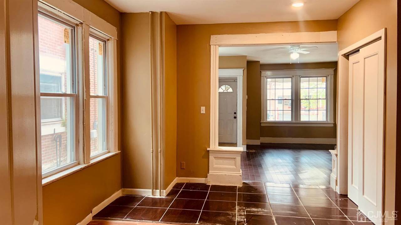 42 Delawareview Avenue - Photo 1