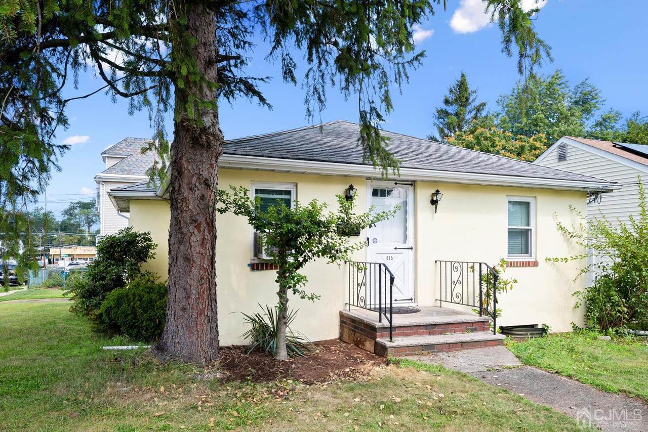 515 Lee Avenue - Photo 1
