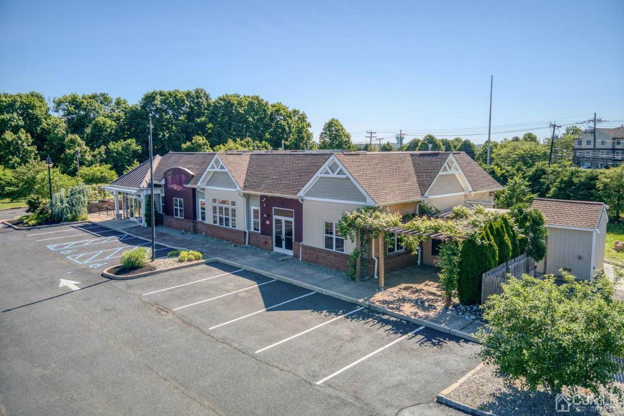 1275 River Road - Photo 1
