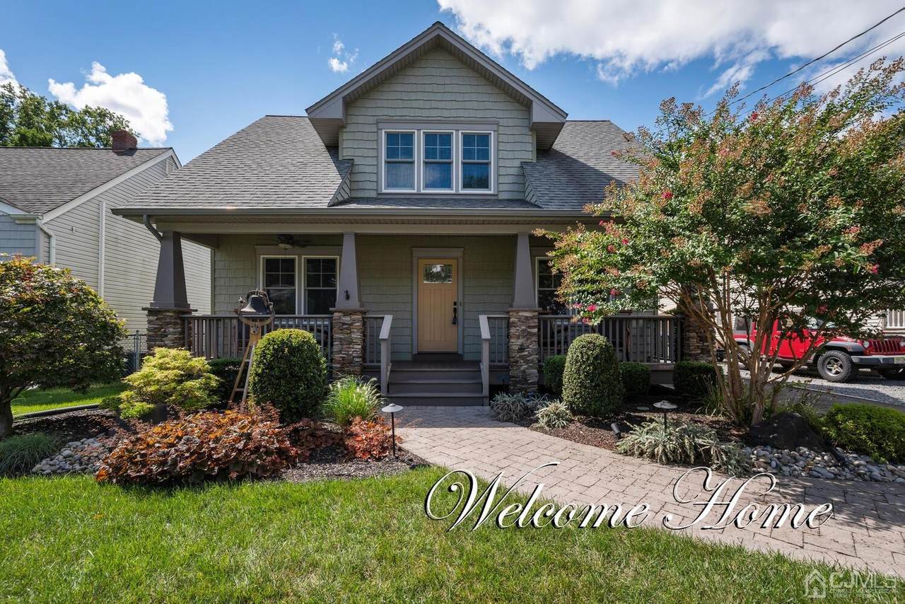 127 Bernard Avenue - Photo 1