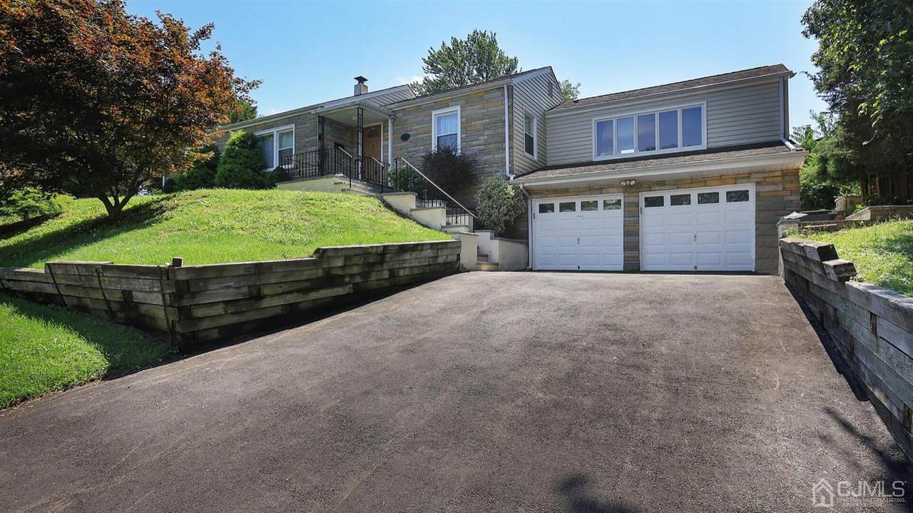 99 Lancaster Road - Photo 1