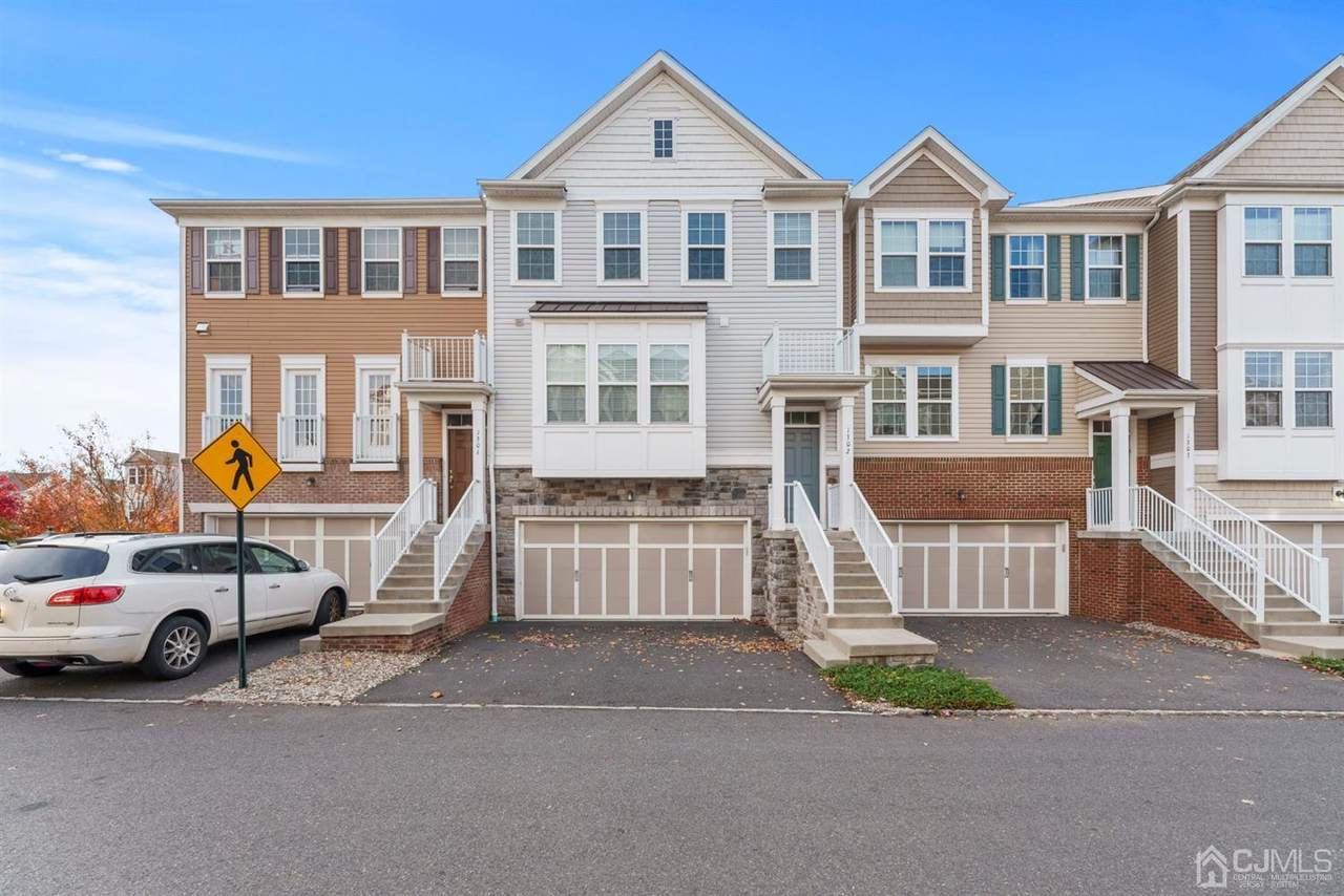 1302 Hudson Circle - Photo 1