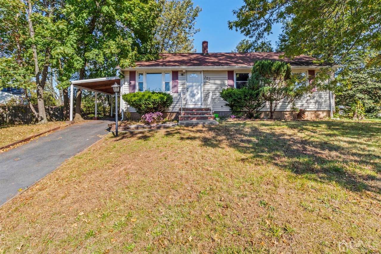 202 Willow Avenue - Photo 1