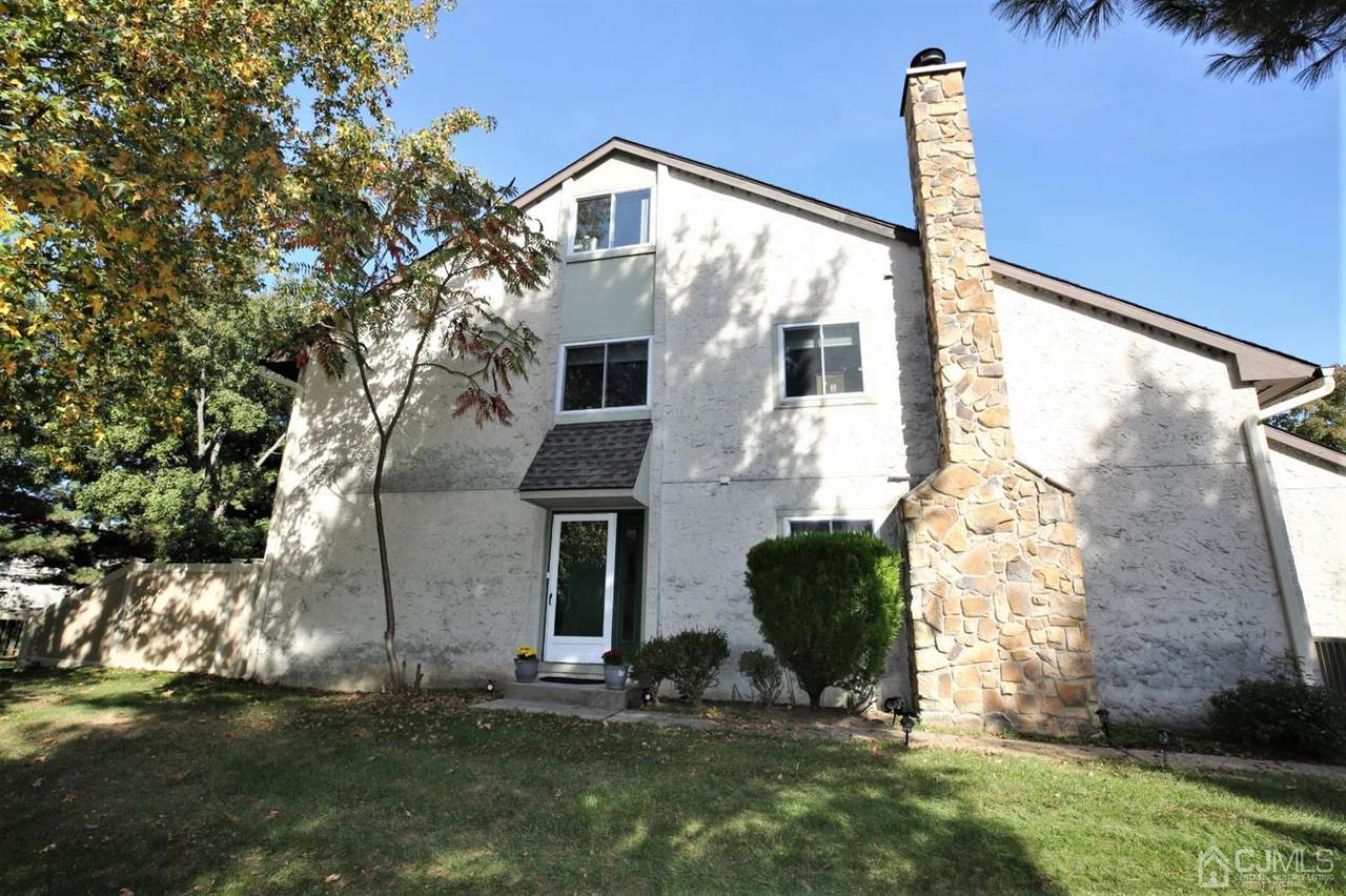 201 Thoreau Drive - Photo 1
