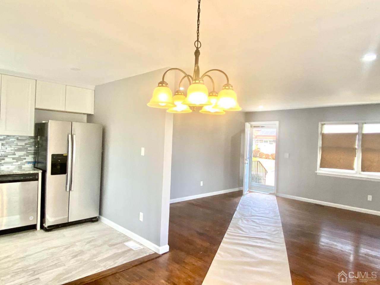 213 Raynor Street - Photo 1
