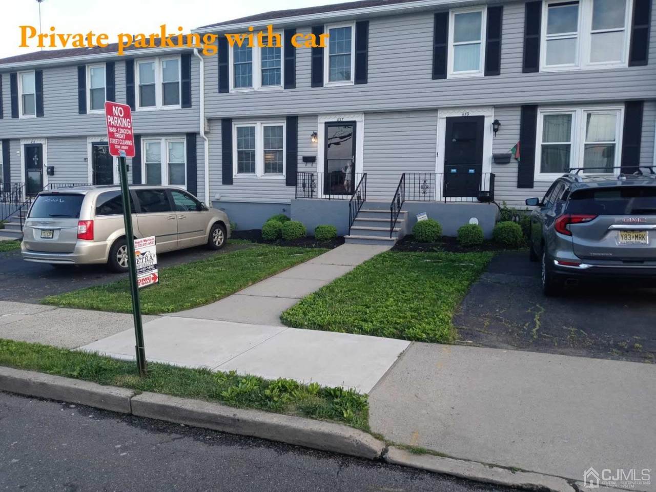 437 Bruck Avenue - Photo 1