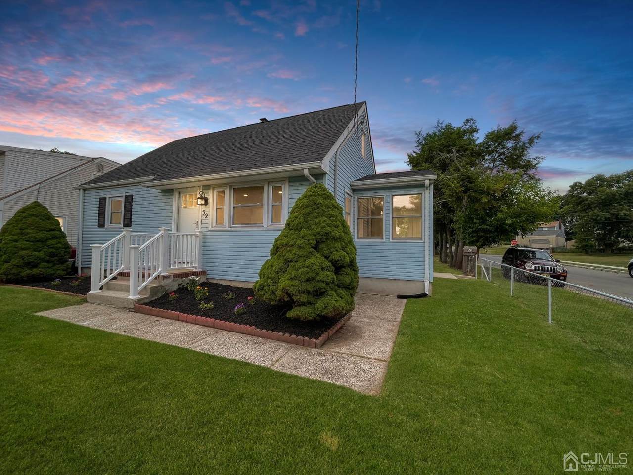 52 Pergola Avenue - Photo 1