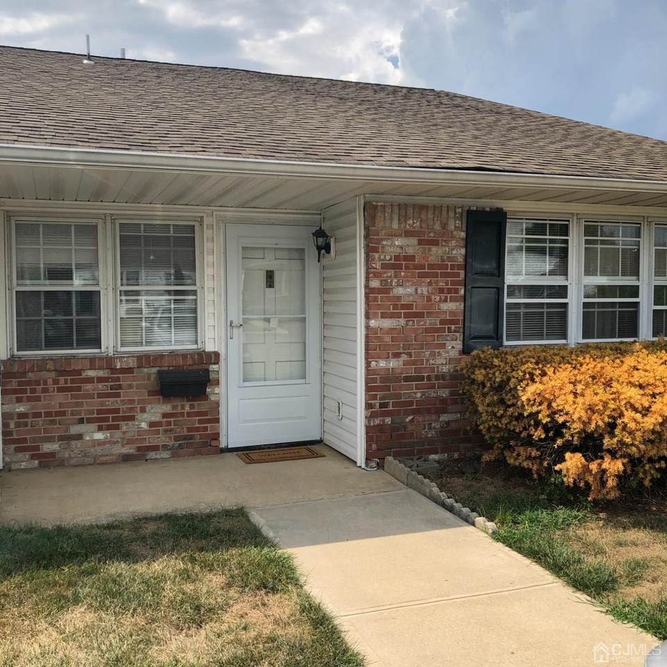 2 Valery Road - Photo 1