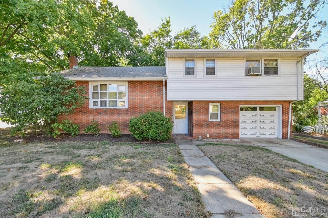 203 Johnson Lane - Photo 1