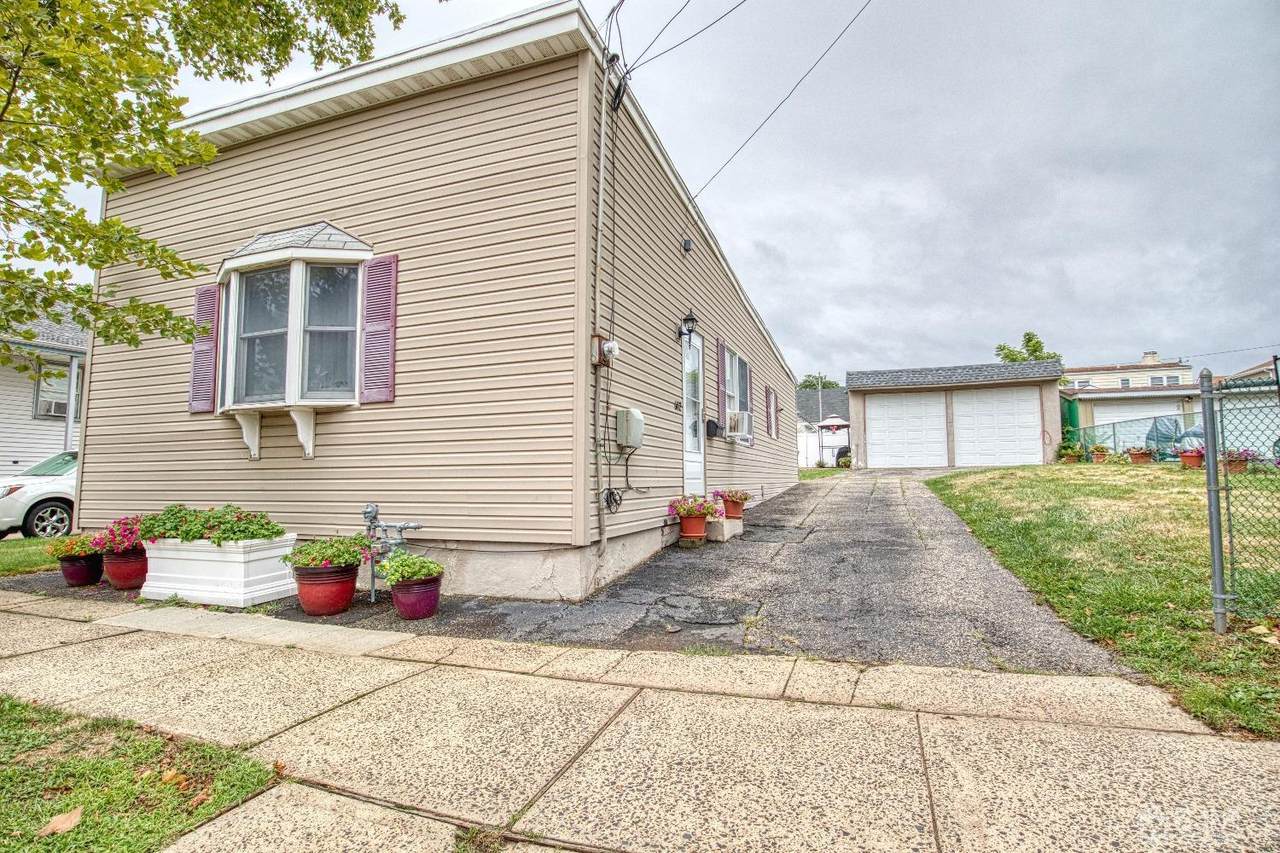 682 Hommann Avenue - Photo 1
