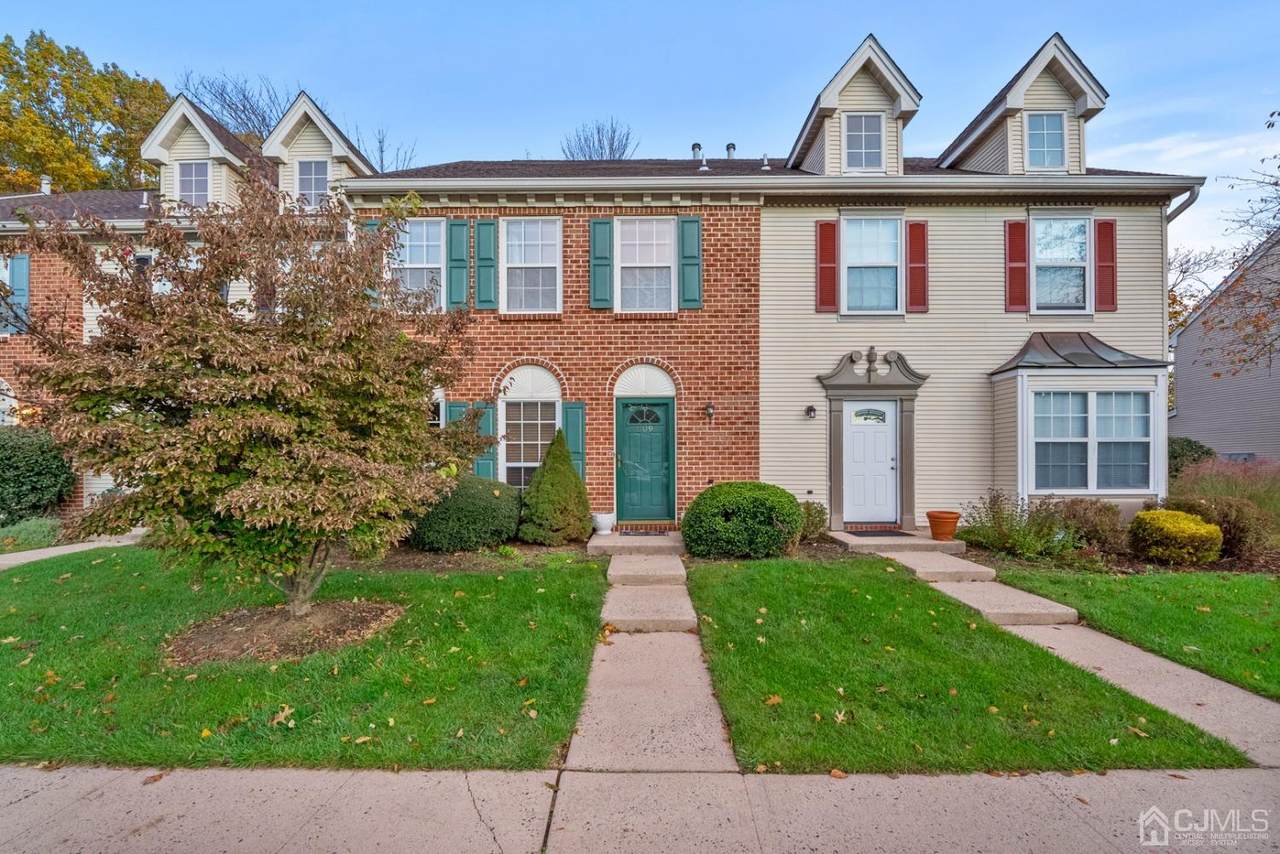 209 Lindsey Court - Photo 1