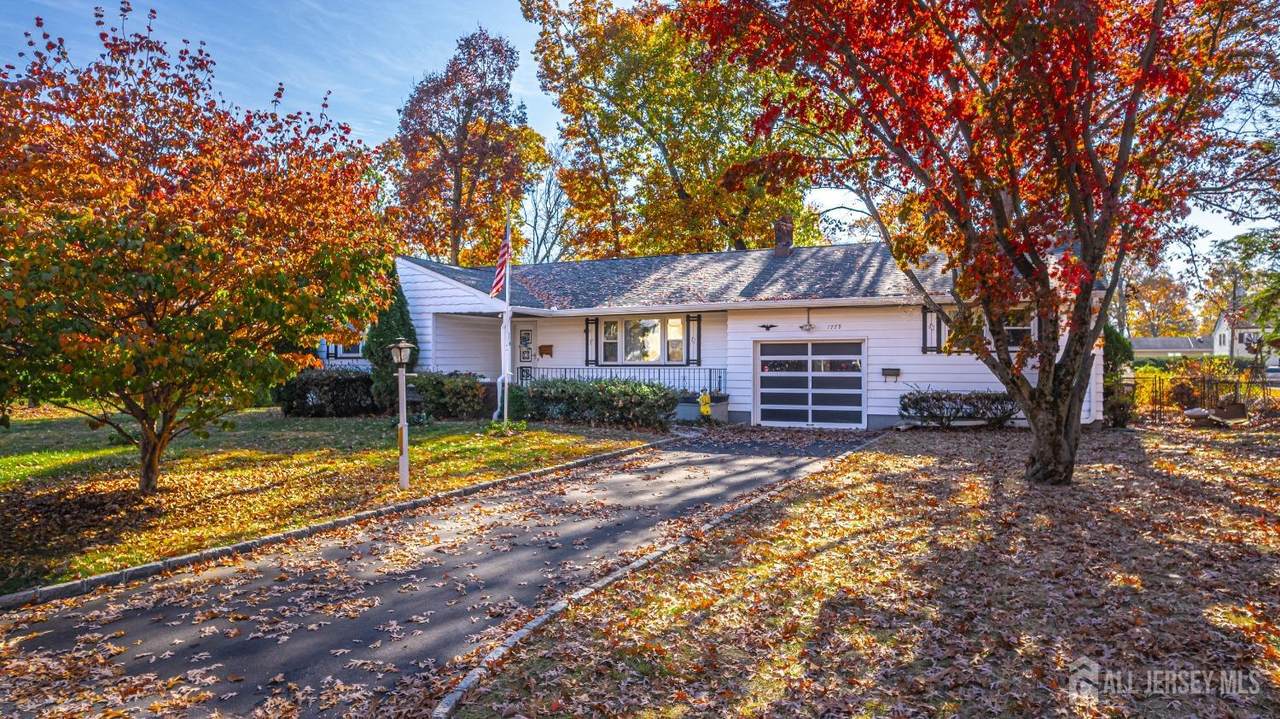 1779 Hughes Terrace - Photo 1