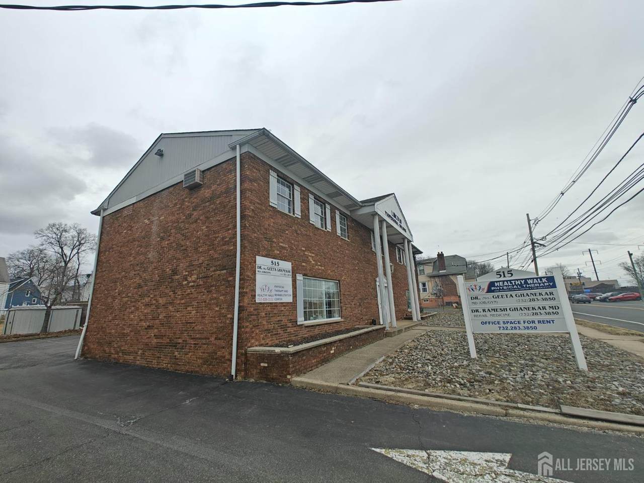 515 Lincoln Highway - Photo 1