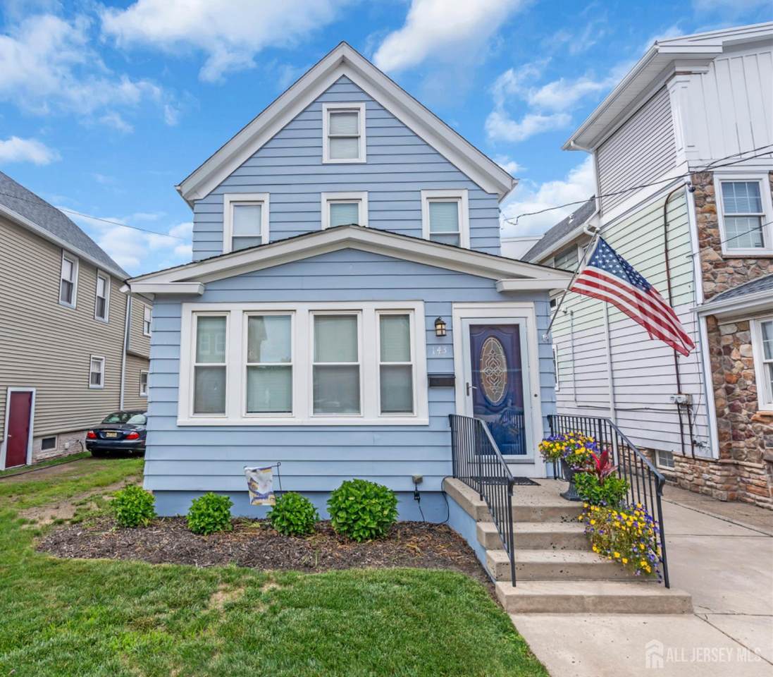 143 Emerson Street - Photo 1