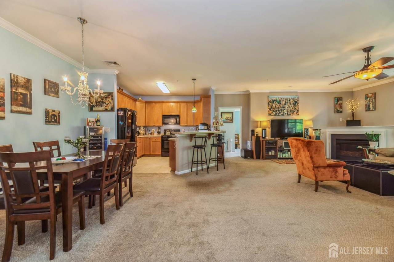 326 Sloan Court - Photo 1