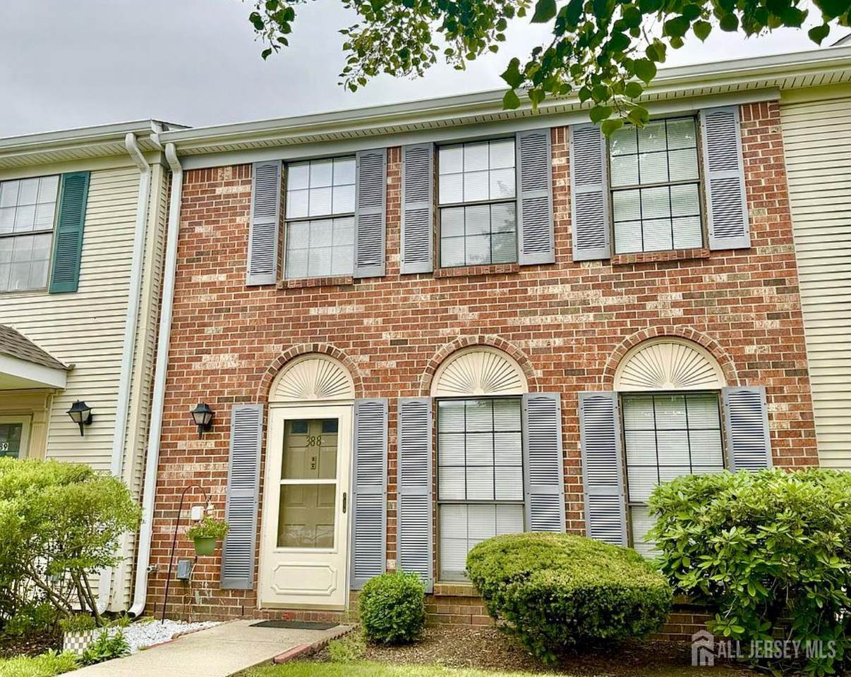 388 Danbury Lane - Photo 1