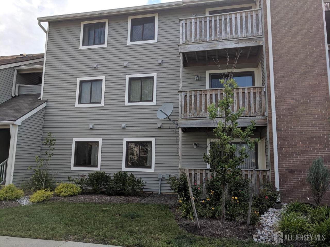 4805 Ravens Crest Drive - Photo 1